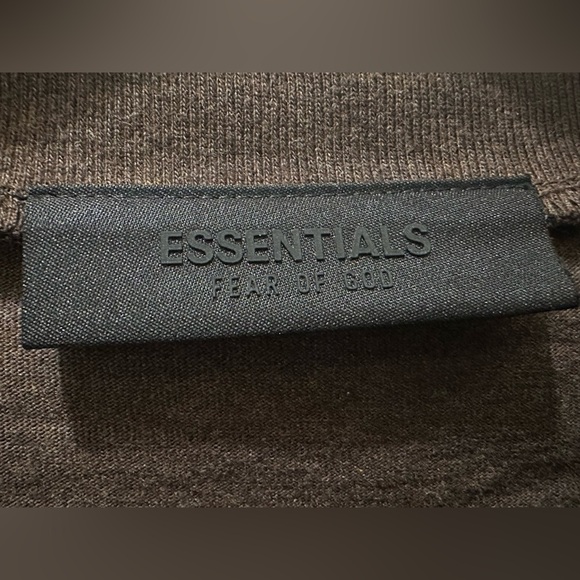 Essentials Fear of God T-shirt size Medium brown oversized NEW - Picture 5 of 14